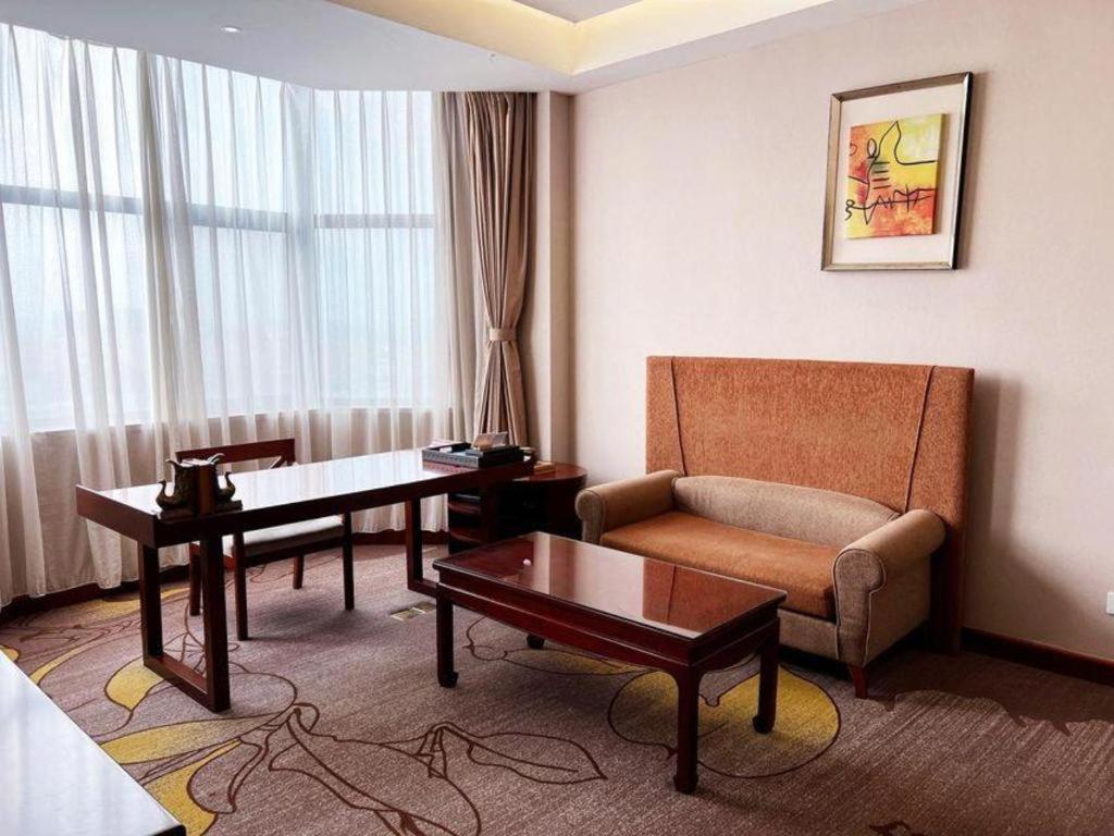 Qingdao Blue Horizon Hotel Licang Exterior foto